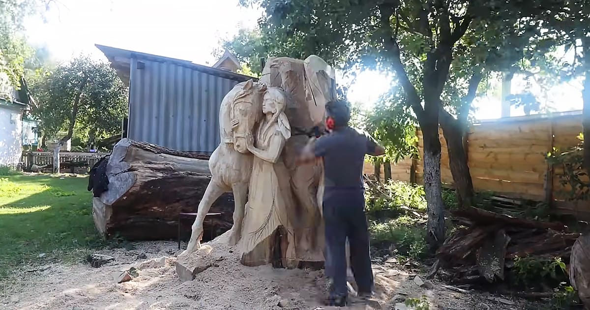 Chainsaw Wood Carving