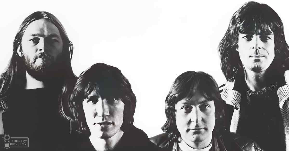 Pink Floyd’s 1967 Psychedelic Journey with Piper at the Gates of Dawn