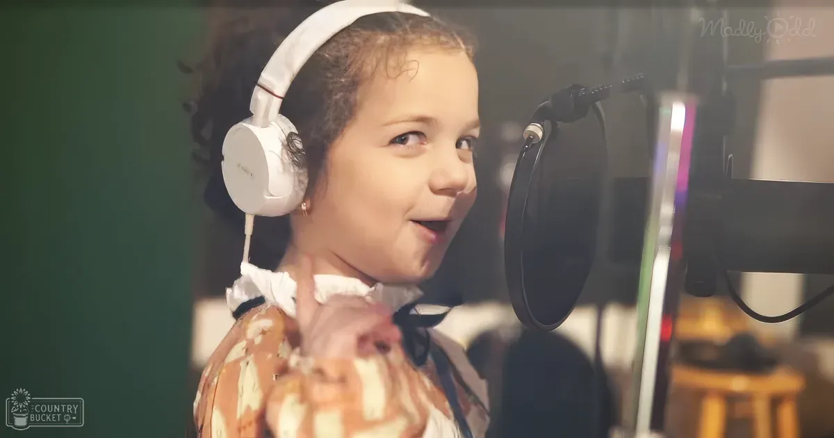 5-Year-Old's Fabulous Frank Sinatra Cover Shows She's a Star in the Making