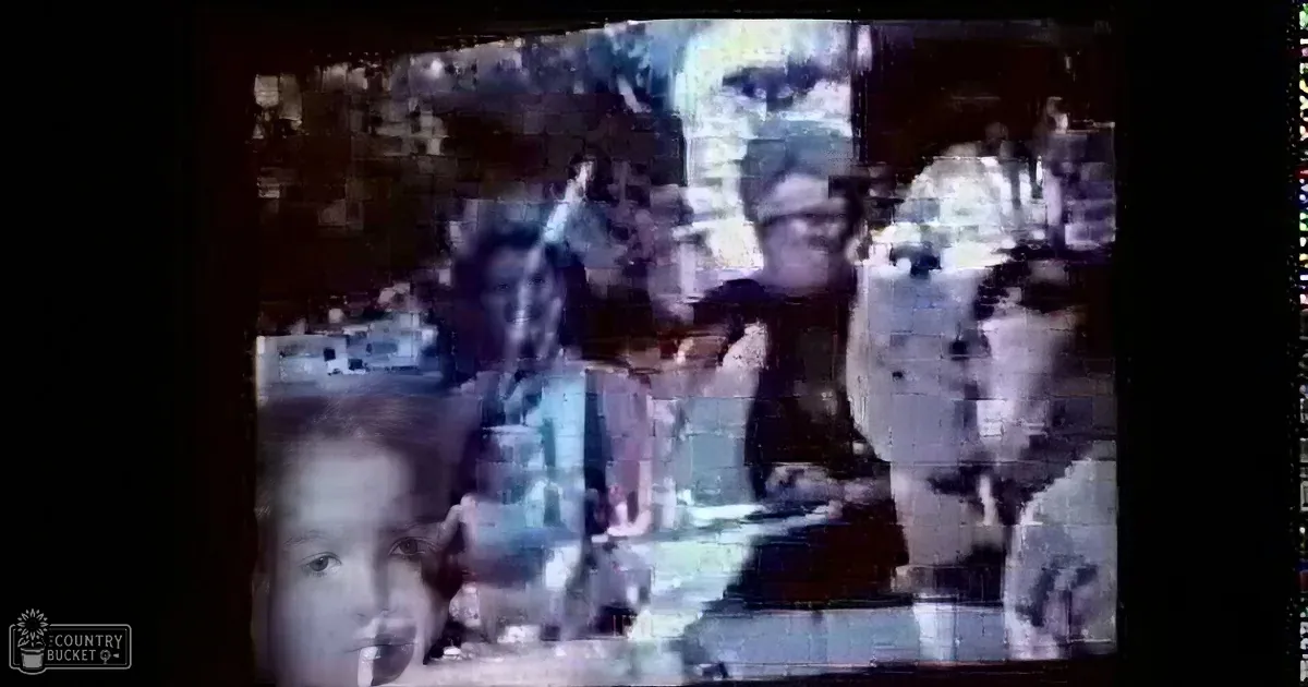 Elvis Presley & His Daughter Will Bring You to Tears When They Sing 'In the Ghetto' Together...